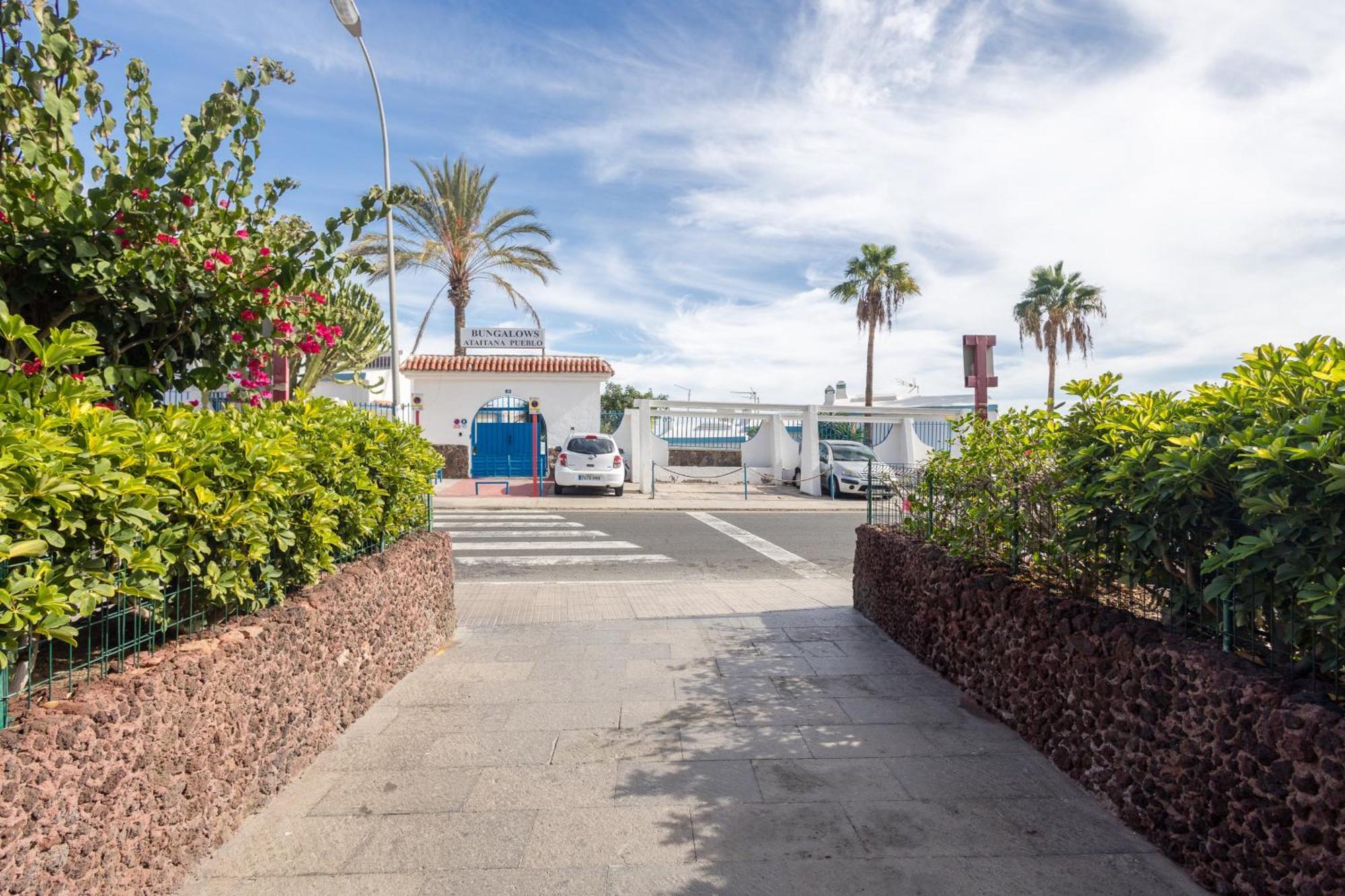 Floral Home - Large Private Terrace With Pool San Bartolomé Exteriör bild